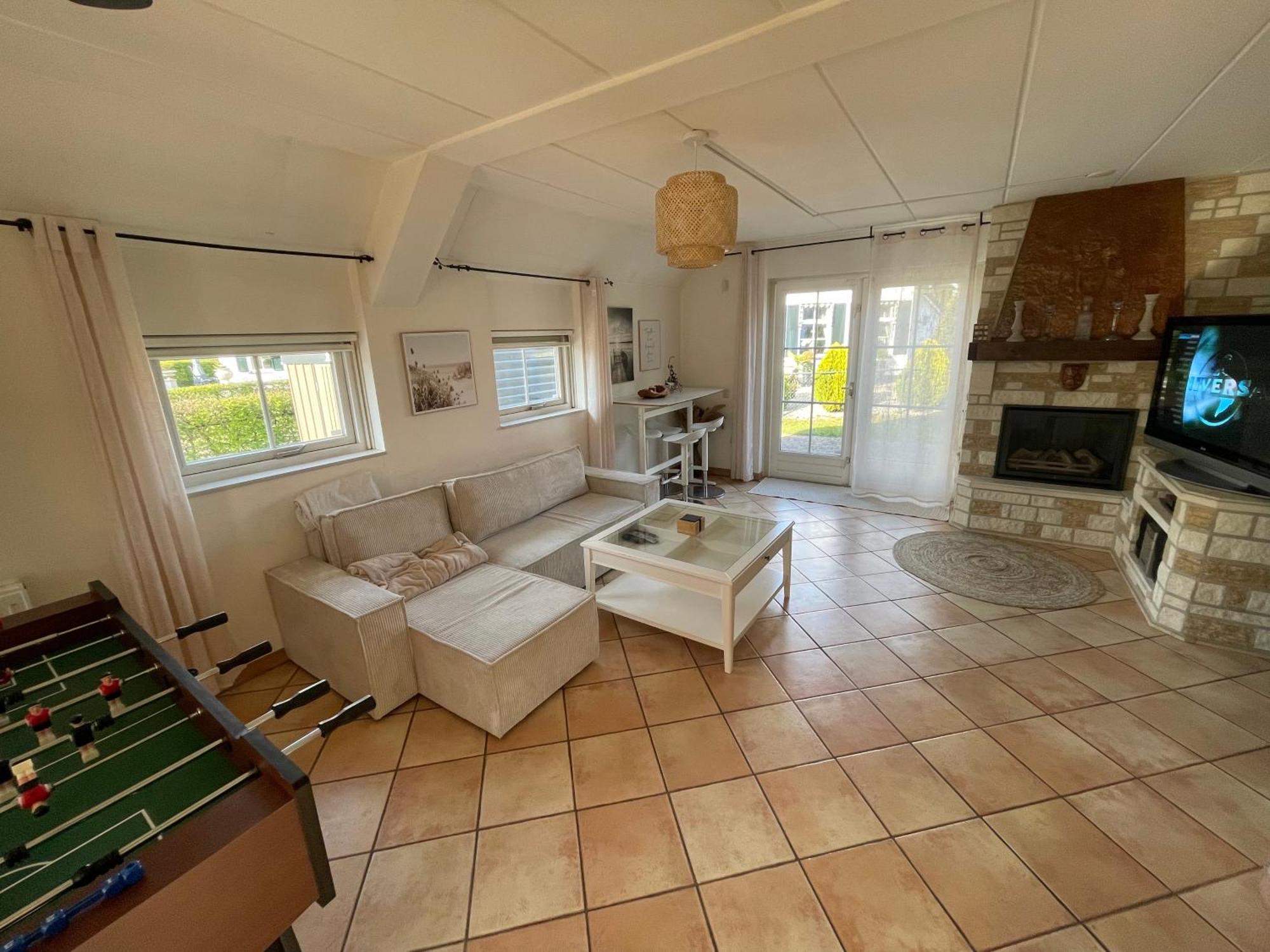 Freistehendes Ferienhaus Am See Naehe Roermond Heel Екстериор снимка